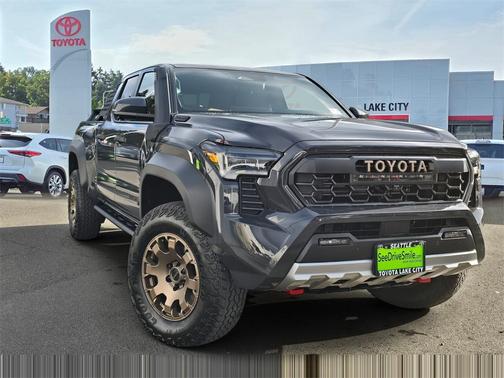 2026 Toyota Tacoma Hybrid Trailhunter