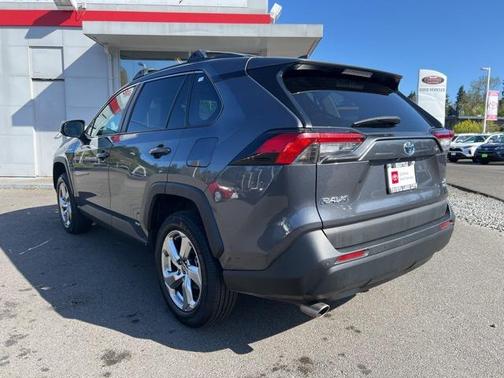 2021 Toyota RAV4 Hybrid XLE Premium