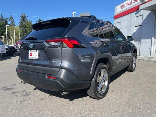 2021 Toyota RAV4 Hybrid XLE Premium