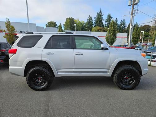 2013 Toyota 4Runner SR5