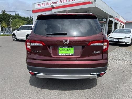 2021 Honda Pilot AWD Elite