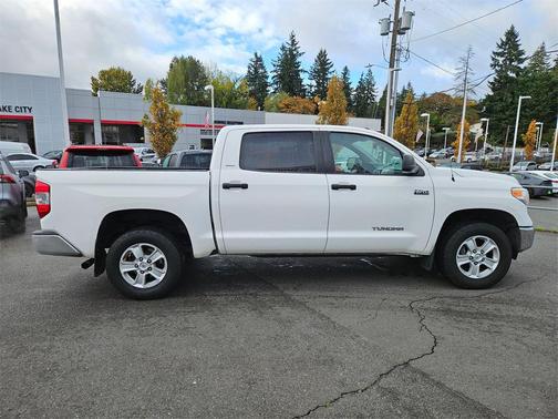 2015 Toyota Tundra SR5