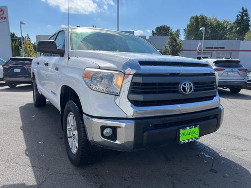 2015 Toyota Tundra SR5
