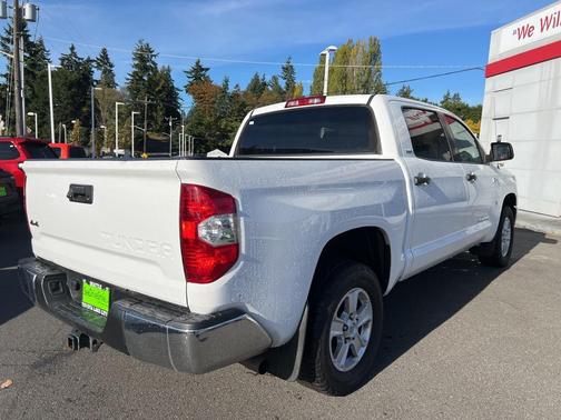 2015 Toyota Tundra SR5