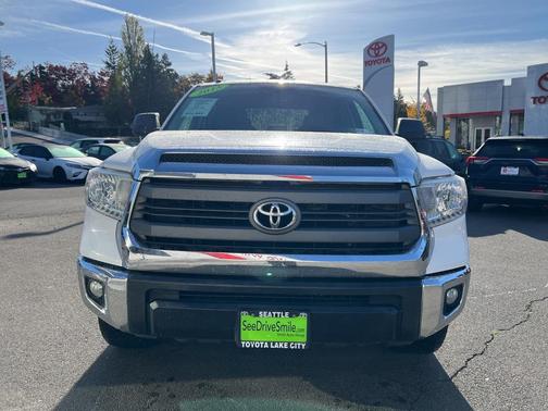 2015 Toyota Tundra SR5