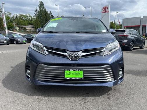 2018 Toyota Sienna Limited