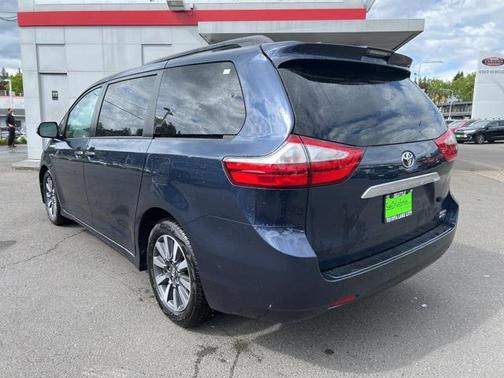 2018 Toyota Sienna Limited