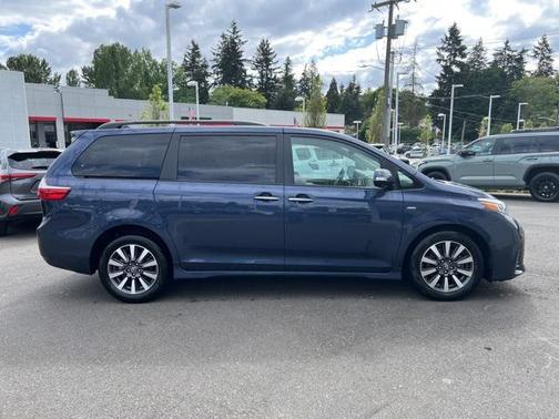 2018 Toyota Sienna Limited