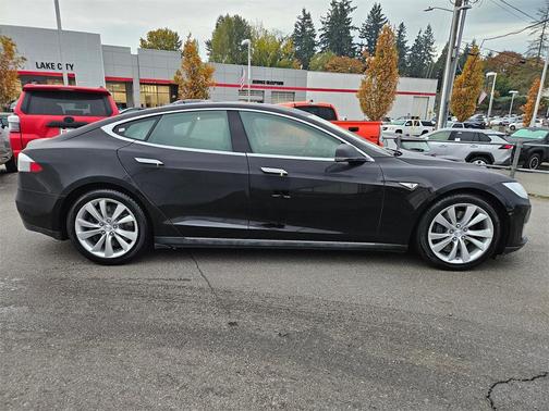 2015 Tesla Model S 85D