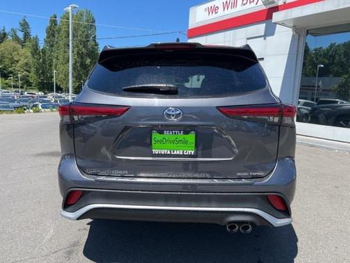 2021 Toyota Highlander XSE