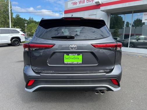 2021 Toyota Highlander XSE