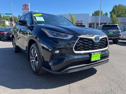 2021 Toyota Highlander Hybrid XLE