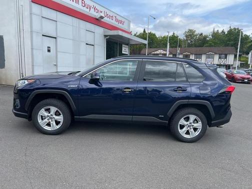2021 Toyota RAV4 Hybrid XLE