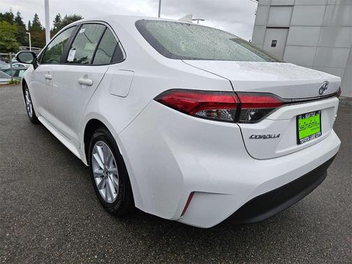 2026 Toyota Corolla Hybrid XLE