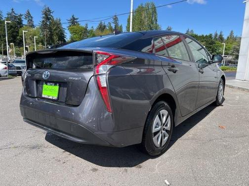 2017 Toyota Prius Four