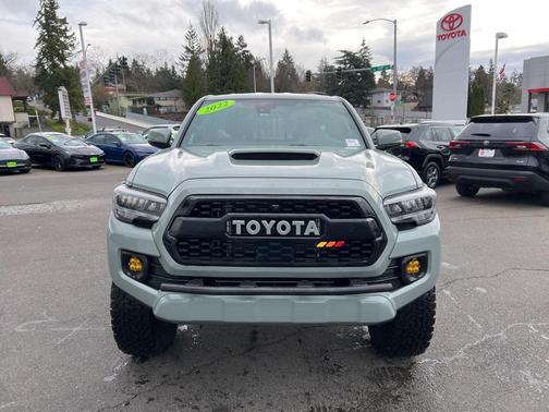 2022 Toyota Tacoma TRD Sport