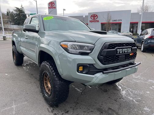 2022 Toyota Tacoma TRD Sport