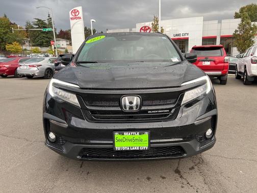 2021 Honda Pilot AWD Black Edition