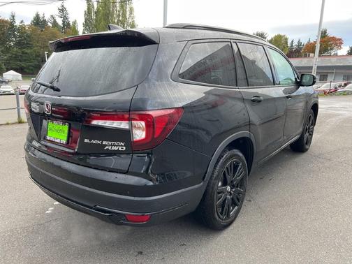 2021 Honda Pilot AWD Black Edition