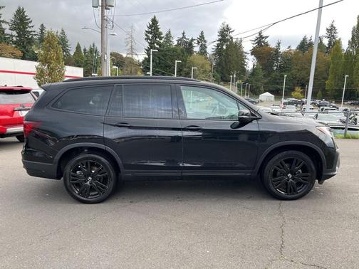 2021 Honda Pilot AWD Black Edition
