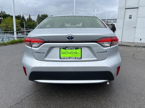 2022 Toyota Corolla Hybrid SE