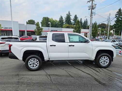 2025 Toyota Tacoma SR
