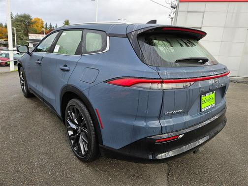 2025 Toyota Crown Signia Limited