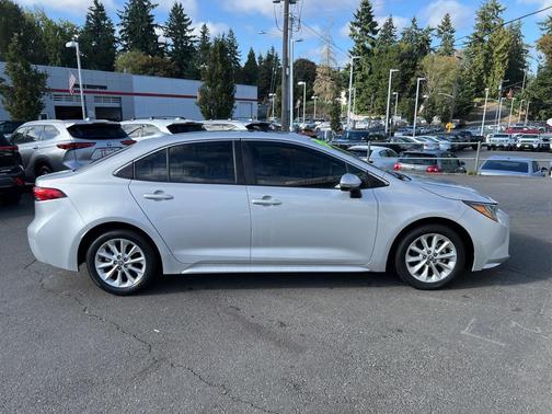 2021 Toyota Corolla XLE