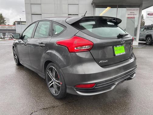 2017 Ford Focus ST ST