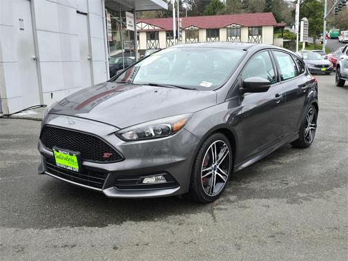 2017 Ford Focus ST ST