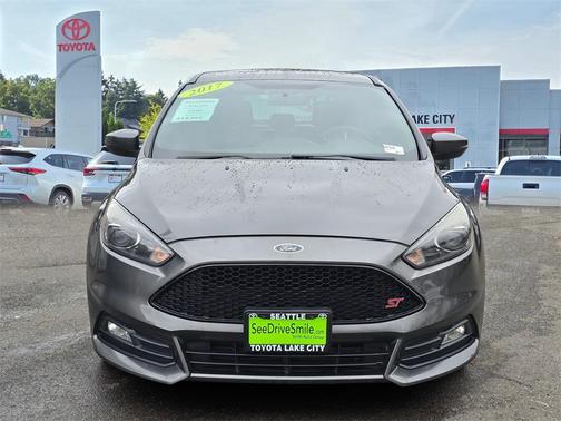 2017 Ford Focus ST ST