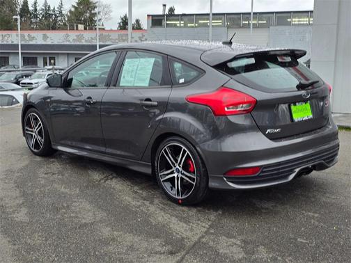 2017 Ford Focus ST ST