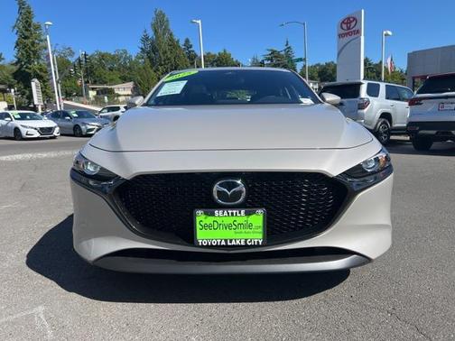 2025 Mazda Mazda3 FWD w/Preferred Package