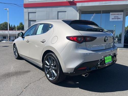 2025 Mazda Mazda3 FWD w/Preferred Package