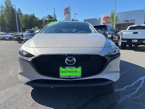 2025 Mazda Mazda3 FWD w/Preferred Package