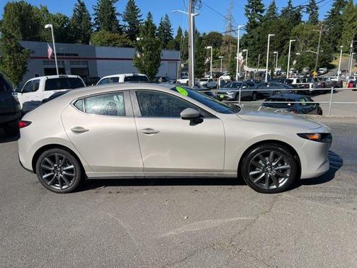 2025 Mazda Mazda3 FWD w/Preferred Package