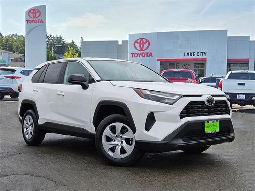 2025 Toyota RAV4 LE