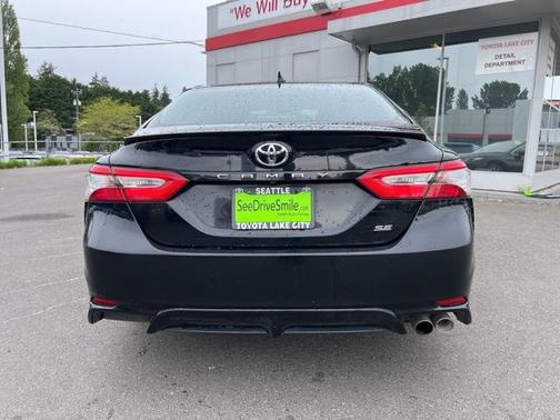 2019 Toyota Camry SE