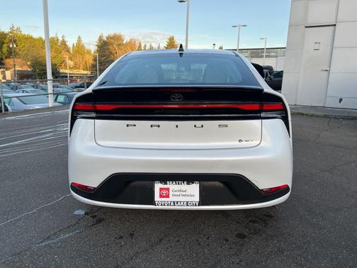 2026 Toyota Prius LE