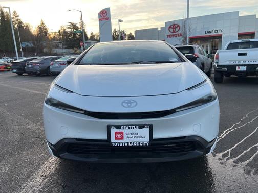 2026 Toyota Prius LE