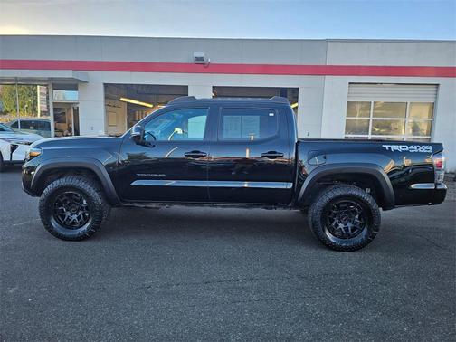 2023 Toyota Tacoma TRD Off Road