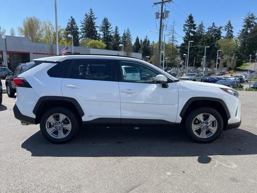 2023 Toyota RAV4 Hybrid LE