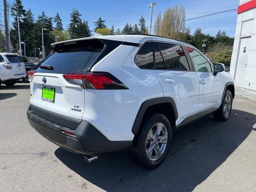2023 Toyota RAV4 Hybrid LE