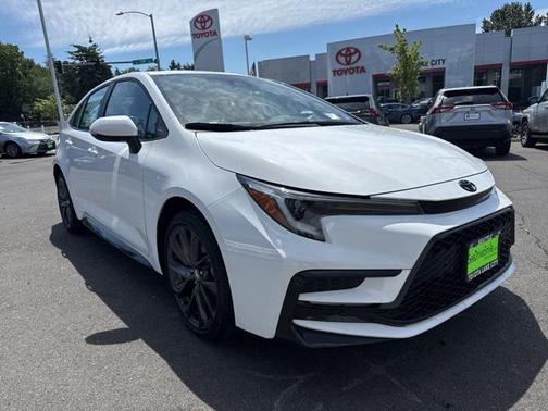 2025 Toyota Corolla SE