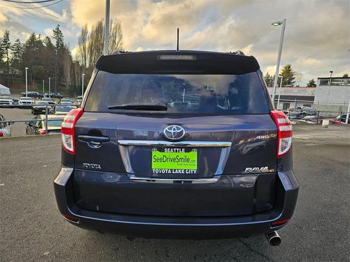 2009 Toyota RAV4 Sport