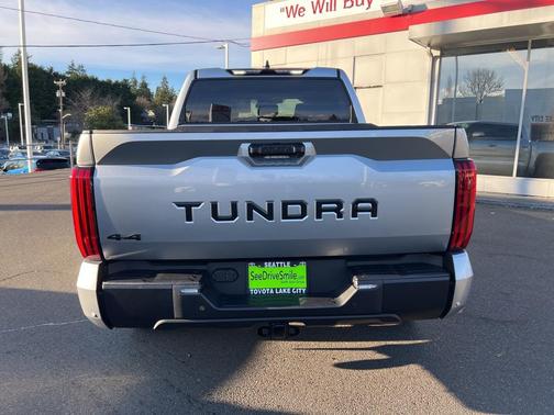 2022 Toyota Tundra SR5