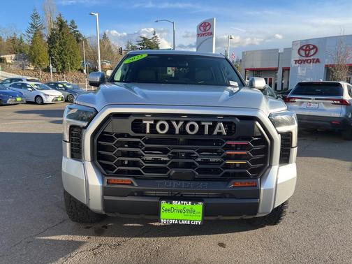2022 Toyota Tundra SR5