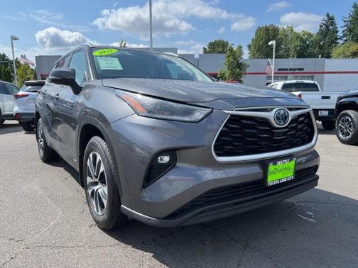 2021 Toyota Highlander Hybrid XLE