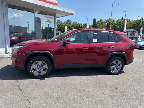 2025 Toyota RAV4 Hybrid XLE