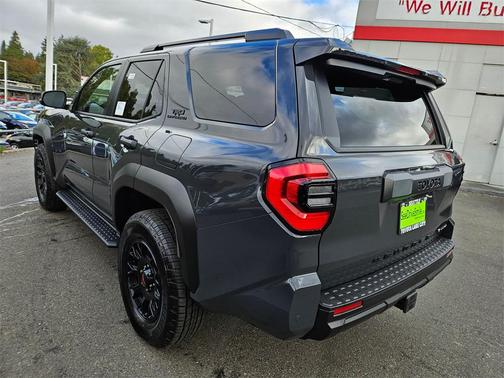 2025 Toyota 4Runner TRD Off Road